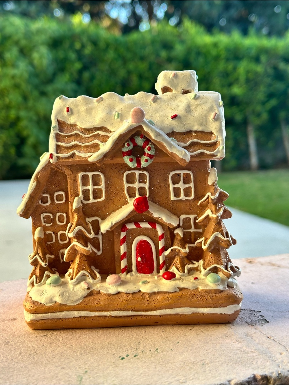 Gingerbread House Holiday Figurine - Brown & White